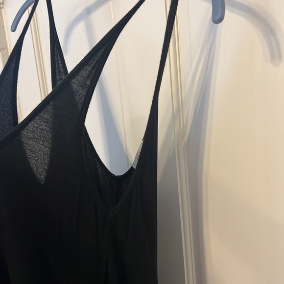 Flowy tank - Picture 3 of 3